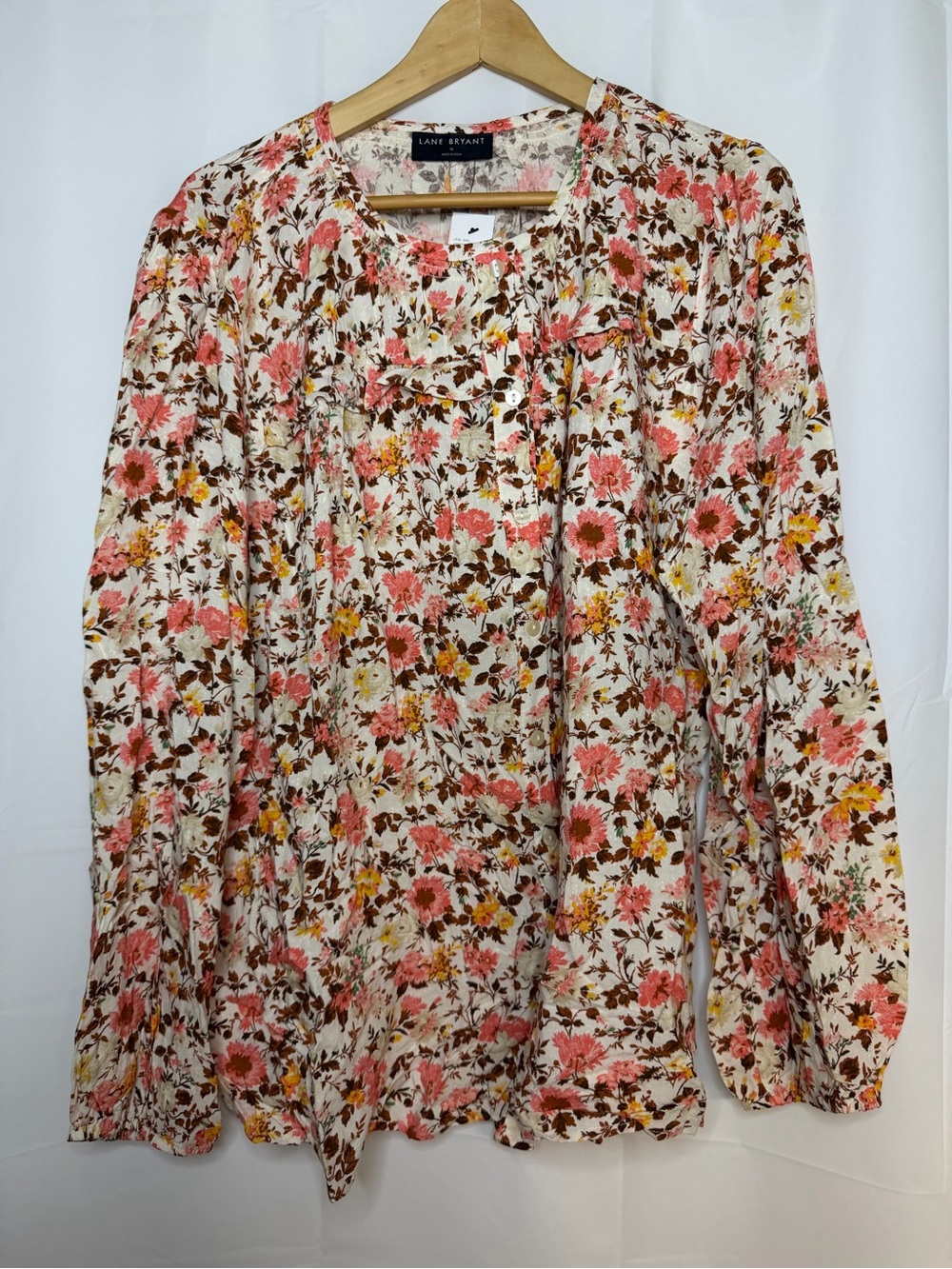 Lane Bryant long sleeve button down shirt women’s plus size 16 NWT